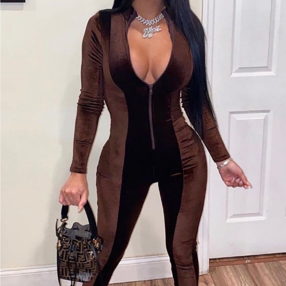 Brown velvet romper